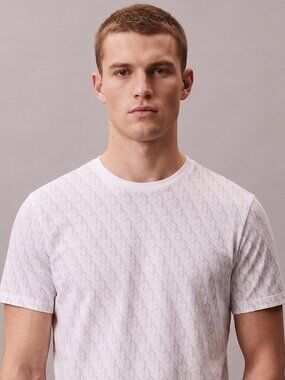 🆕 Calvin Klein Liquid Touch Monogram Tee – Premium Comfort